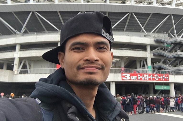 シュウの自撮り。 ／ photograph by Toshihide Ishikura