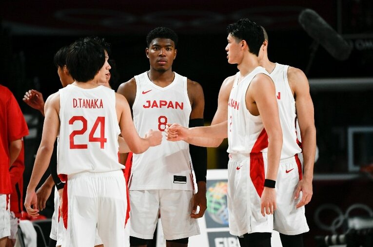 東京五輪の結果をまとめたテクニカルレポートを世界に公開した日本バスケットボール協会。男子代表、女子代表、3x3男女代表の戦いが克明に記されている　©Asami Enomoto/JMPA