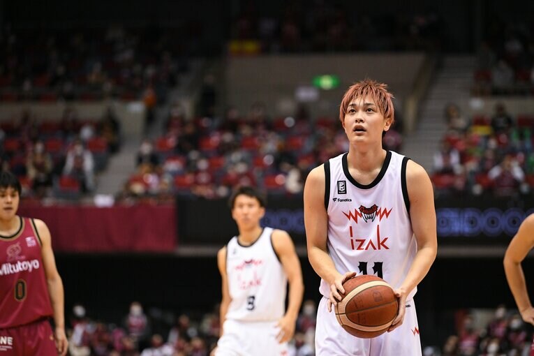 宇都直輝　(C)B.LEAGUE