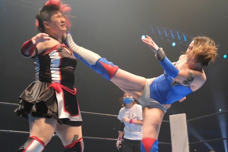 中学生選手にデスマッチ、2試合ぶっ続け40分の王座戦...「お前らのせいでプロレスがダメになる」と言われたアイスリボンが覆した常識とは(12)