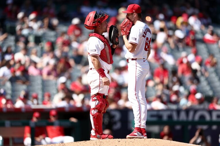 9月終盤のエンゼルスタジアムでのレンジャーズ戦。背後の観客席は空席が目立つ　©Getty Images