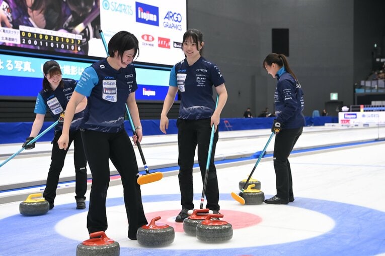 軽井沢SCと北海道銀行の激闘フォト（写真は右に続きます）　©JCA