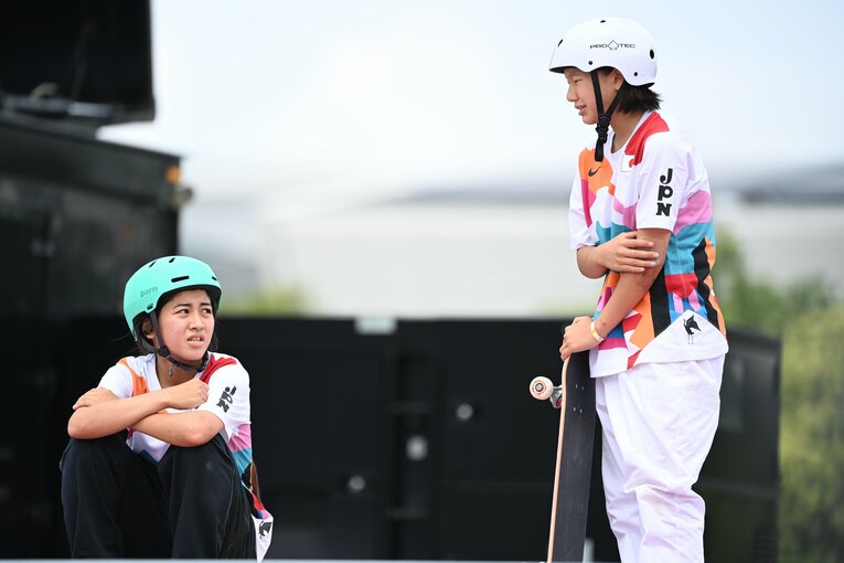 西矢椛と中山楓奈　©JMPA