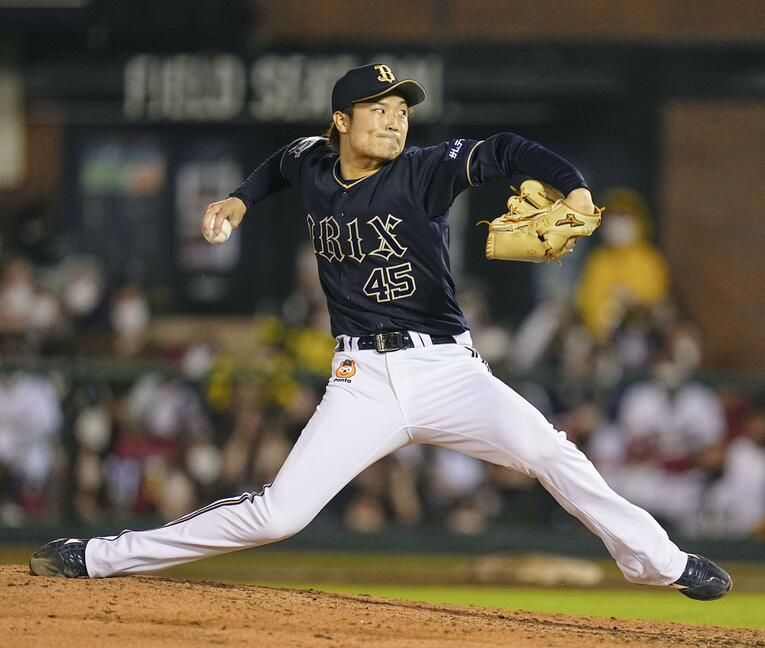 今年で30歳となるプロ2年目の阿部翔太。防御率0.61という見事な投球でリーグ連覇に貢献した　©︎KYODO