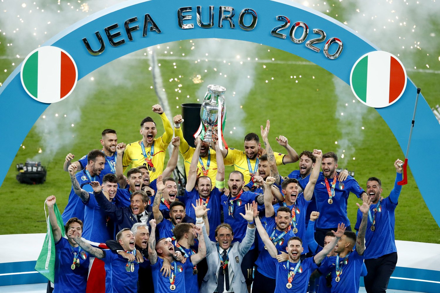 オシムが「レベルが高い」と評したイタリアは、その言葉から約3週間後にEUROで優勝を果たした ©Getty Images