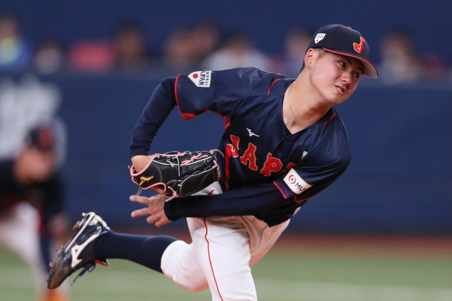 力投する野球日本代表先発の金丸夢斗　©︎JIJI PRESS