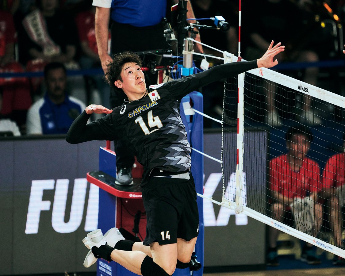 石川祐希／1995年12月11日生、愛知県出身。星城高から中大へ進学。在学中からイタリアでプレーし、卒業後はプロ選手に。来季はペルージャへ移籍する。日本代表では'21年の東京五輪ベスト8、'23年ネーションズリーグ3位、'24年の同大会準優勝に大きく貢献した。192cm、84kg  ©️Yuki Suenaga