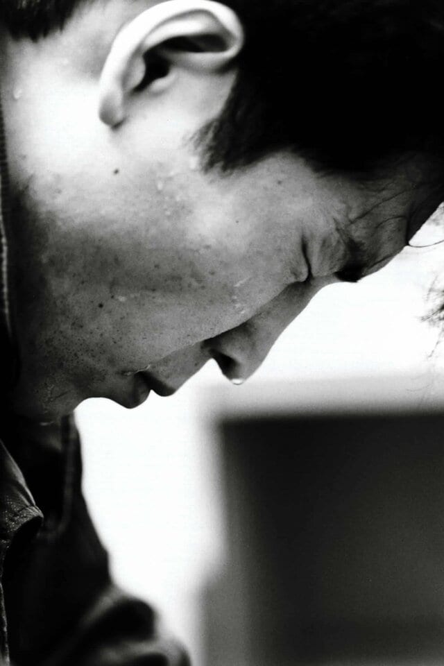 写真】壮絶な虐待を受け「一生、誰も信用しない」…坂本博之が味わった