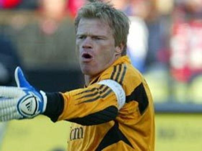 カーン、引退の危機？＜Number Web＞ photograph by AFLO