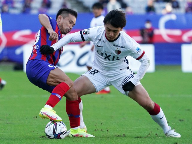 【サッカー日本代表 】上田綺世選手 法政大学時代サイン入りサッカーボール MOM461]法政大FW上田綺世(1年)_ワンチャンスを仕留めた「実感が