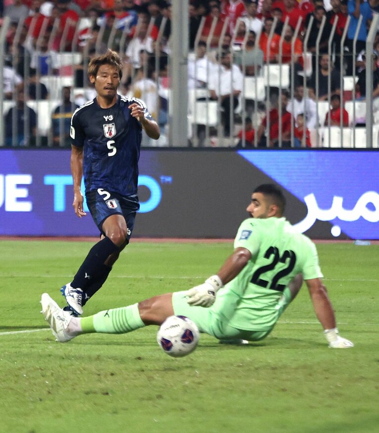 後半、守田が奪ったゴールでバーレーンは戦意を喪失　©JIJI PRESS