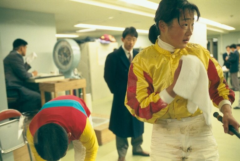 レース後に検量する細江（1996年撮影）　©Takuya Sugiyama