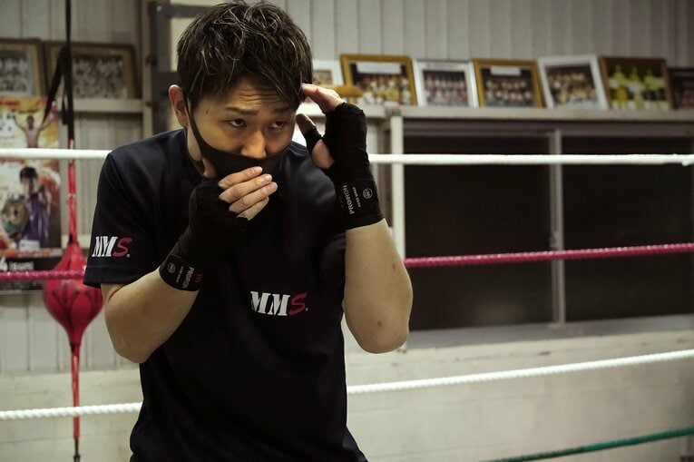 長谷川穂積氏の指導で、ディフェンスの仕方や距離の取り方も一から見直した　(C)Kensuke Serizawa