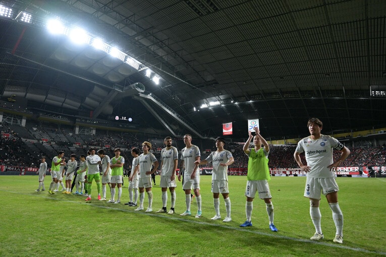 2-1で札幌をくだし、町田は首位をキープした　©︎FCMZ