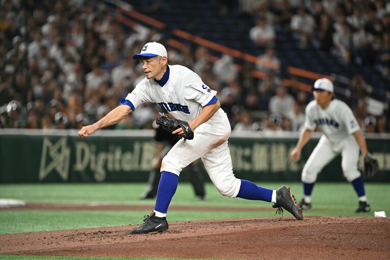 昨年9月、イチロー率いる「KOBE CHIBEN」で同僚となった2人 　©Naoya Sanuki