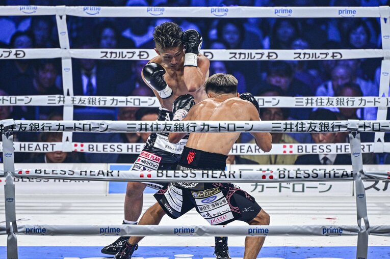 井上拓真vs.堤聖也（WBA世界バンタム級タイトルマッチ）©Takuya Sugiyama