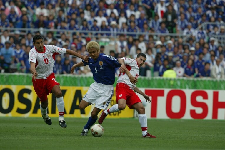 2002年日韓W杯、日本vsチュニジア　©JMPA