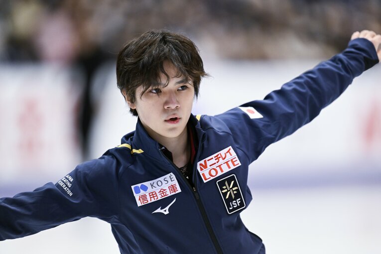 NHK杯で練習を行う宇野　©Asami Enomoto