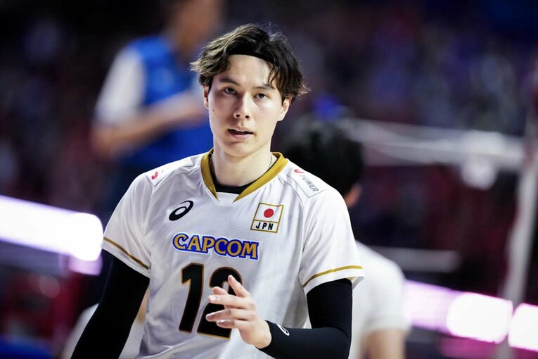 高橋藍（VNLベルギー戦）©Volleyball World