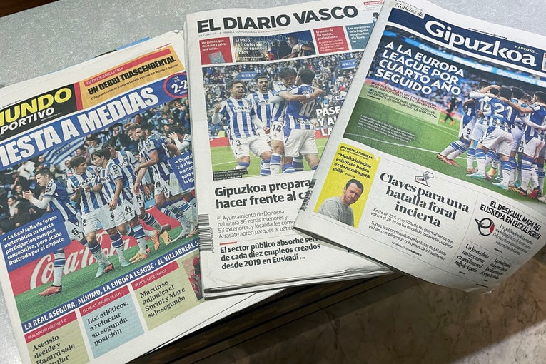 久保建英PK獲得＋シルバに絶妙アシストもドローに落胆　だが翌朝「クボ表紙の新聞」を持った地元のおじさんが…カメラマンは見た(53)