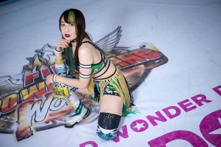 上谷沙弥「アイドルへの未練はなくなった」 元バイトAKBがスターダムで“本物のプロレスラー”になるまで《特別グラビア》(21)