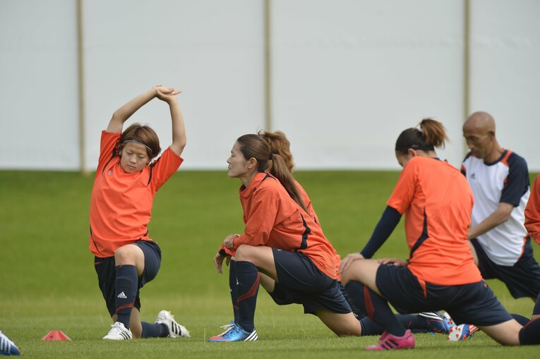 宮間あや、澤穂希（2012年ロンドン五輪）©︎JMPA　