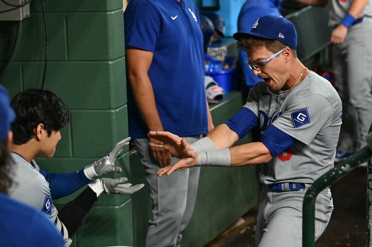 大谷とキケ・ヘルナンデスの「Wかめはめ波」　©Getty Images