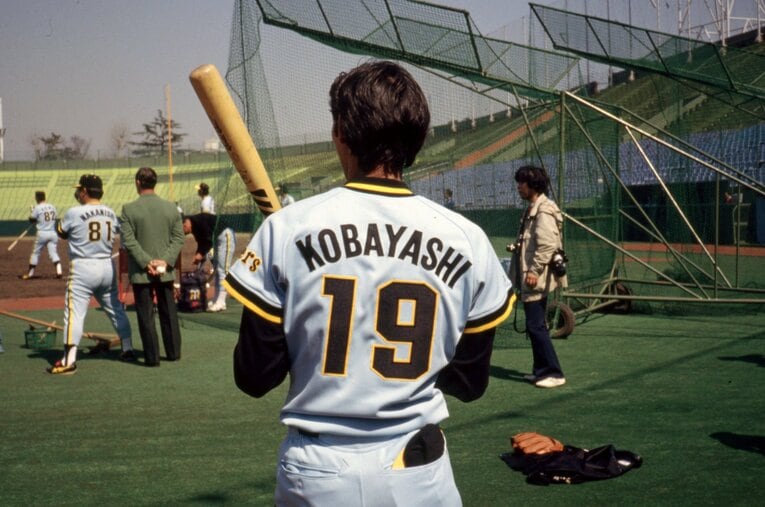 江川卓とのトレードから奮闘を続けた小林繁、そして若菜嘉晴も阪神で優勝することのないままチームを去った　©Bungeishunju