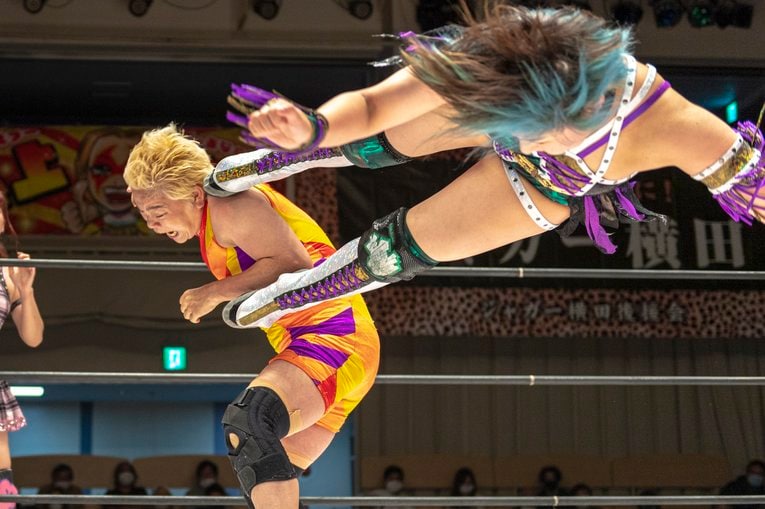 神取＆アジャ＆“W井上”！ レジェンドたちが若手精鋭軍との「3本勝負」で必殺技連発…“お祭り”カードに見た歴史的意義とは？(31)