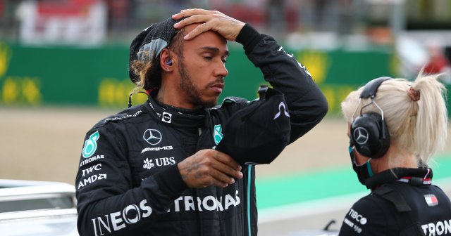 《F1》大不振のハミルトン&メルセデスに起こった“口論事件”…当事者たちがそれぞれ謝罪した本当の理由
