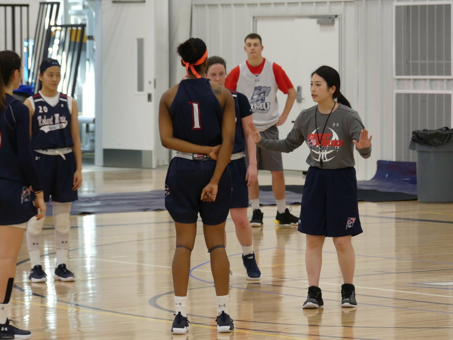 自身も道なき道を切り拓いてきた。チャンスを得るためには積極的なアプローチが必要だと、語る（2018年、筆者撮影）