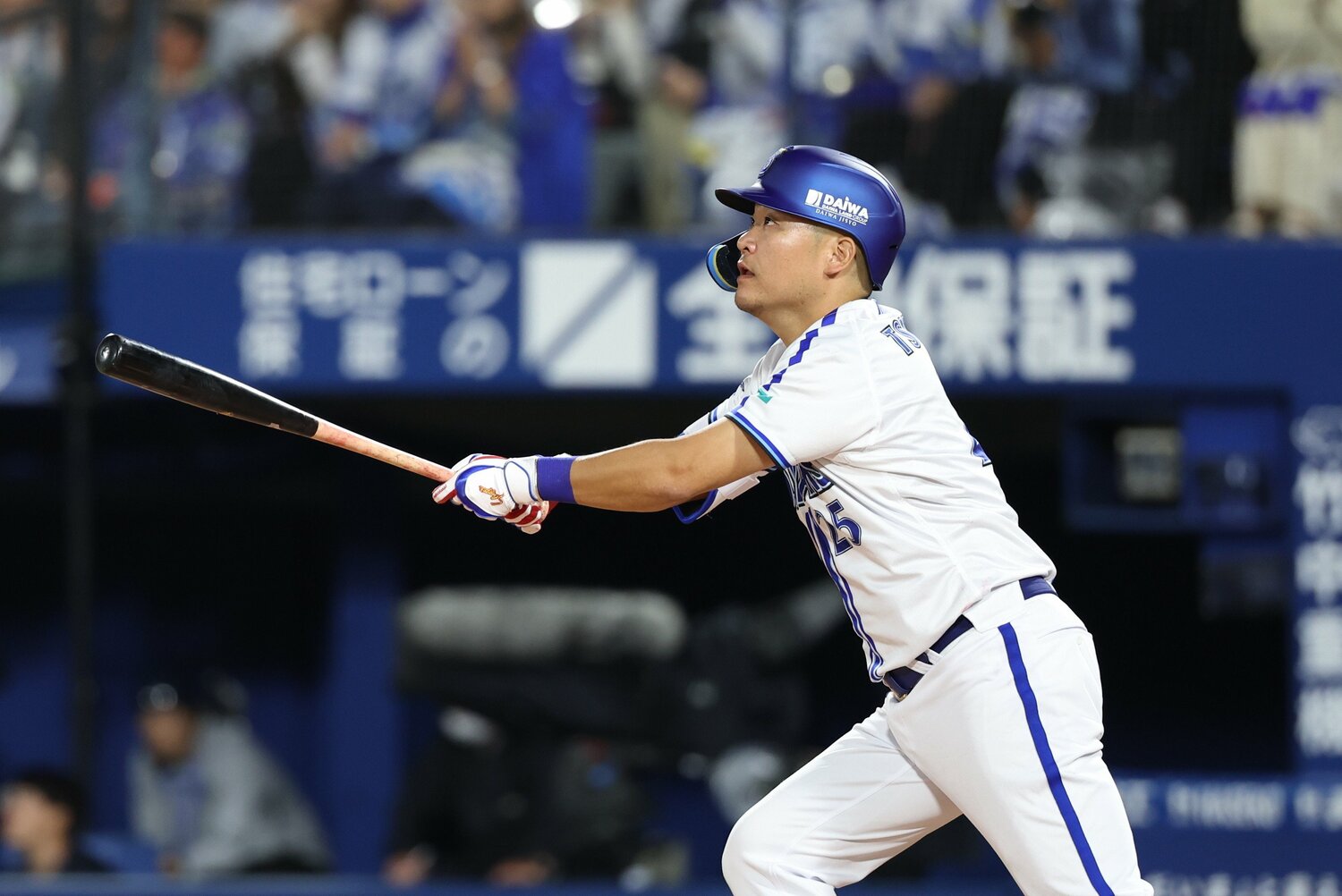 昨年5月6日の復帰初戦で左翼フェンス直撃の二塁打を放った筒香。本来であればフェンスを超えなければならない打球だったという　©︎JIJI PRESS