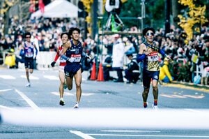 箱根駅伝“史上最激戦の10区”四つ巴のシード争い舞台裏「4人が横一列に並ぶなんて…」選手が振り返る「テレビに映らなかった」超心理戦ウラ話