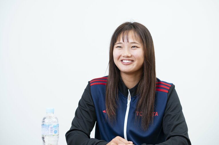 ビーチバレー界のニューヒロイン・秋重若菜の撮り下ろしフォト【スワイプするとそのほかの写真もご覧になれます】　©Tadashi Hosoda