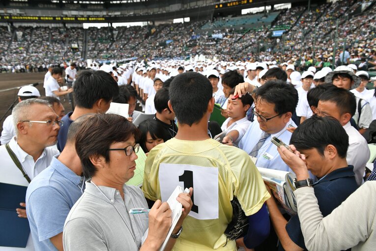 2019年夏の甲子園決勝、履正社戦での奥川恭伸　©︎Hideki Sugiyama