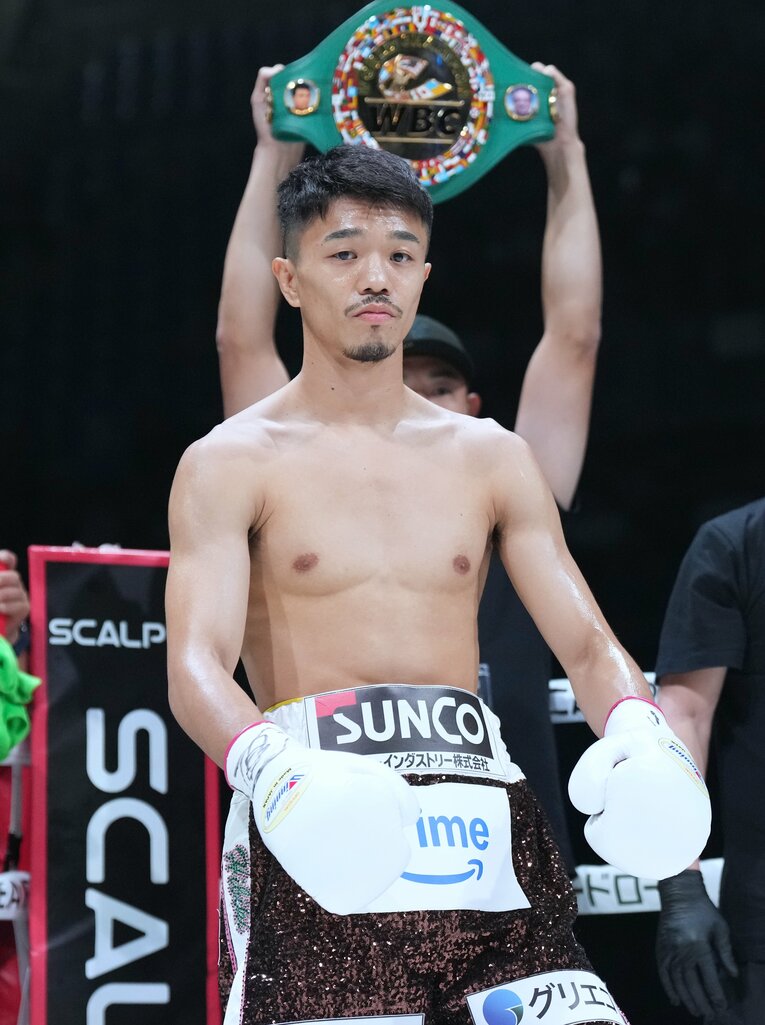 試合開始直前の中谷潤人　©Naoki Fukuda