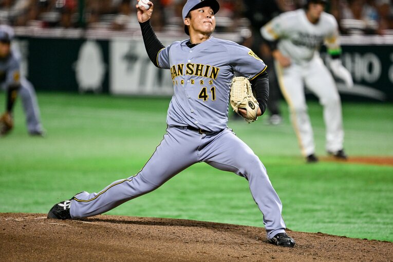 昨年の日本シリーズで先発した村上　©︎Nanae Suzuki