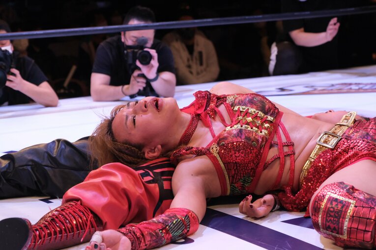 「女子プロレスを背負って立つ」スターダム王者・朱里が語る“朱いベルト”への思い…岩谷麻優戦で「ドローは絶対に嫌だった」理由とは？(44)