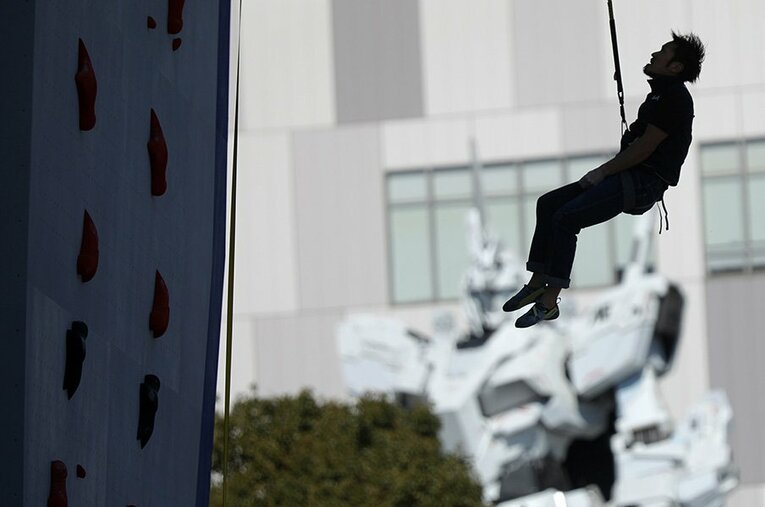 こういう事態に何ができるのか。スポーツクライミングの現在（いま）。(1) ／ photograph by AFLO