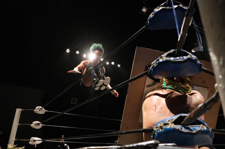 デスマッチファイター・ドリューは血がドクドク流れても試合を止めなかった 「ケガある、傷ある。でもやる。大好きだから」(39)