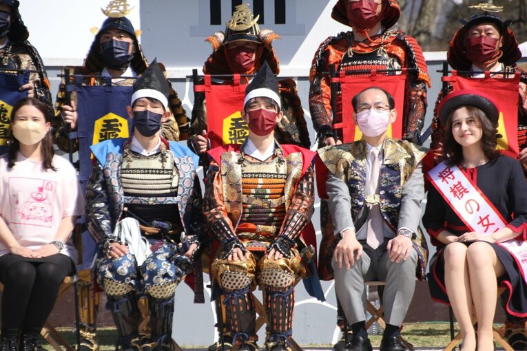 藤井聡太竜王「大変参考になったで“ござる”」初出演した《人間将棋》を現地取材… 観る将マンガ家が超楽しんで描いてみた(91)