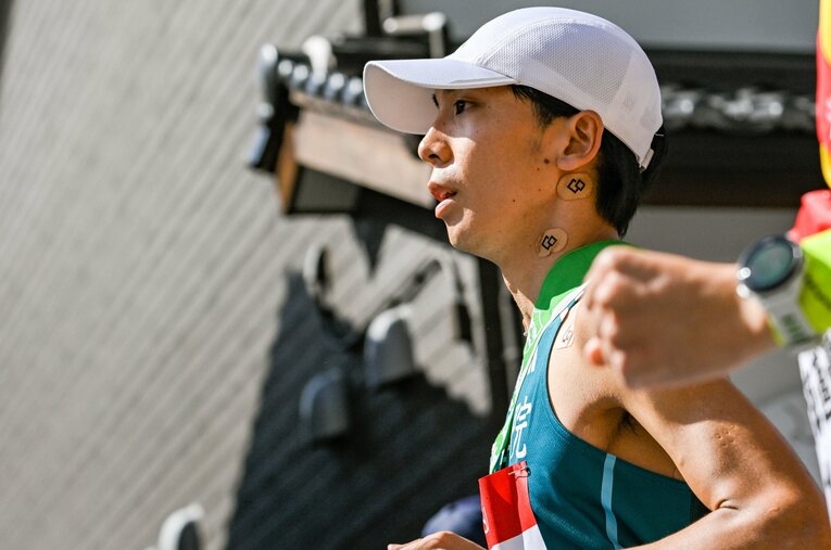 出雲駅伝1区で区間賞を獲得した青学大4年の鶴川正也。故障に苦しんだ3年間だが、4年目でその素質が開花した ／ photograph by Nanae Suzuki