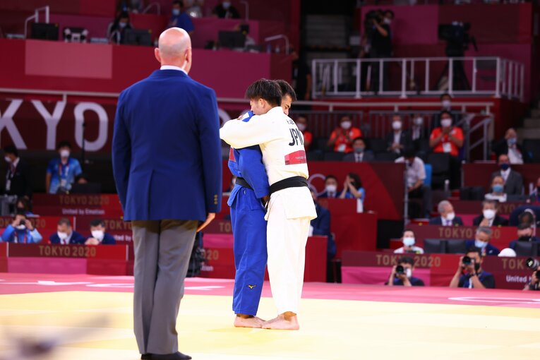 “どん底”に落ちた阿部詩は兄・一二三に電話をかけた　柔道“金”の2人はどんな兄妹？「常に前にいてくれるので、自分は頑張れます」(17)