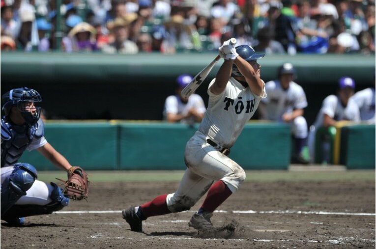 森友哉の打撃フォーム©HidekiSugiyama