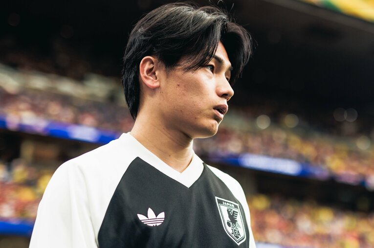 1トップとして奮闘した上田綺世。試合後に落ち込むエースFWを労わったのは鹿島時代の同僚GK早川友基だった ／ photograph by Kiichi Matsumoto/JMPA