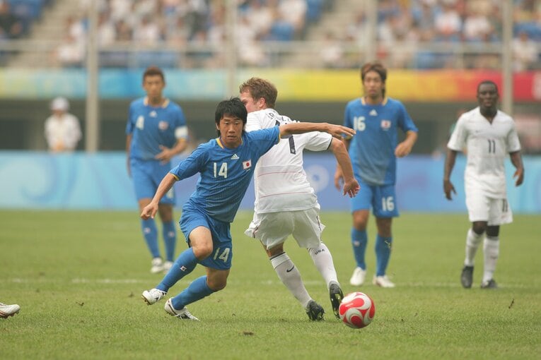 2008年北京五輪の初戦アメリカ戦に出場した香川真司。この試合でレベルの差を感じたという　©︎JMPA