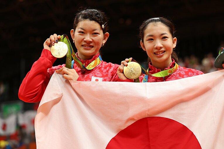 リオ五輪で金メダルを獲得した高橋礼華と松友美佐紀。ロンドン五輪で銀メダルを獲った「フジカキ」の活躍が刺激となった。 ／ photograph by Shinya Mano/JMPA