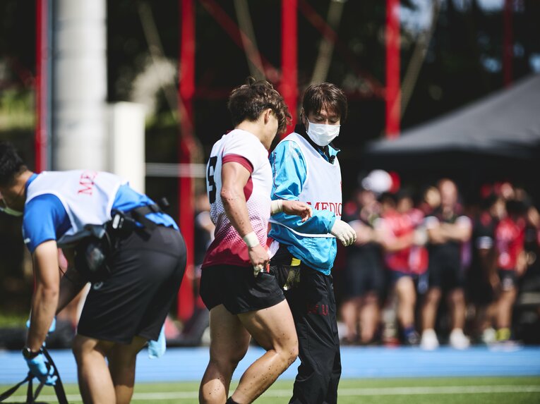 逆ヘッドタックルで倒れる学生も…名門・早稲田大学ラグビー蹴球部ドクターの1日に密着「コンタクトスポーツには不可欠」(21)