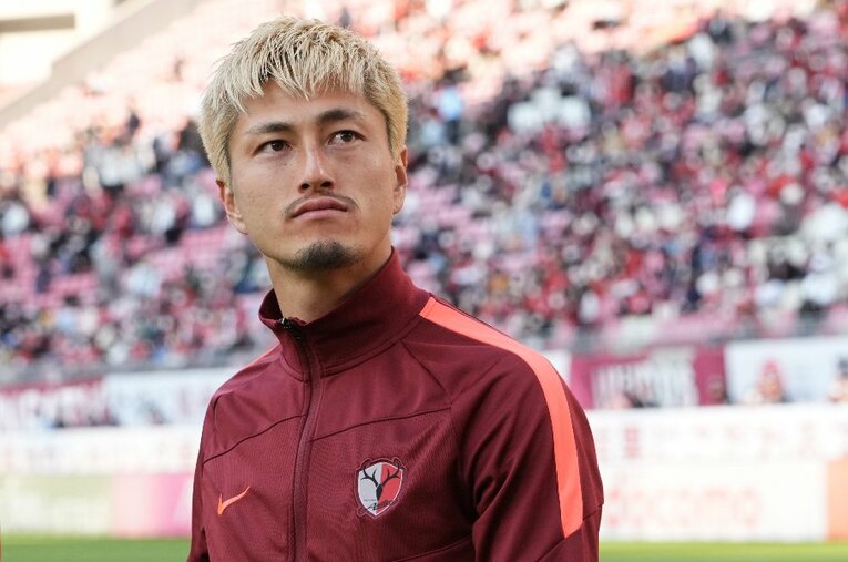 ゴール・アシストの両面で鹿島アントラーズに大きく貢献している鈴木優磨。7月のE-1選手権で日本代表に招集されることはあるのだろうか ／ photograph by Getty Images