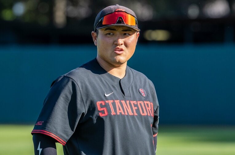 MLBドラフトでマーリンズから8巡目、全体235位で指名を受けた佐々木麟太郎。気になる進路は？ ／ photograph by Getty Images